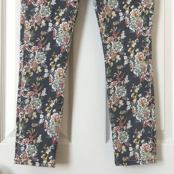 Lucky Brand Lolita Floral Low Rise Ankle Cropped Skinny Jeans Gray 00/24 - Picture 3 of 16